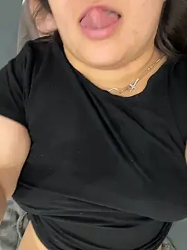 Snapshot of Jane_BBW chatting on 10-21-25, 11:44 Jane BBW online show from 10-21-25, 11:44