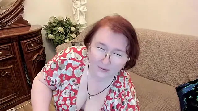 leiamillersonn online show from 09-15-25, 07:47