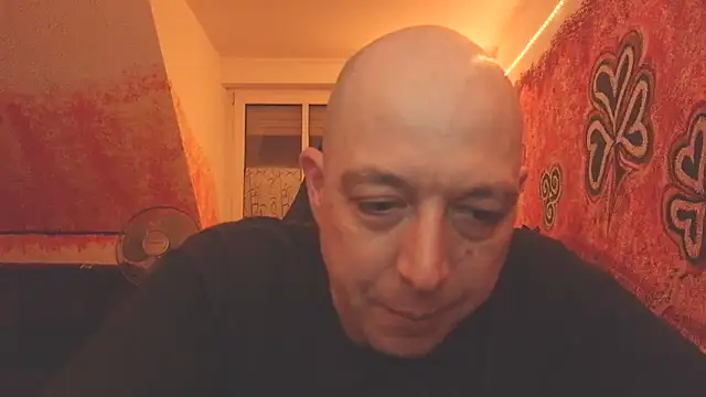 sextoy911 online show from 12-18-25, 09:43