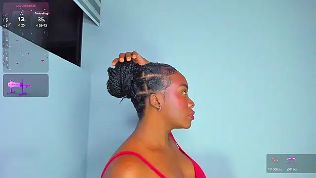 Sofi Smiley online show from 03-03-26, 05:13