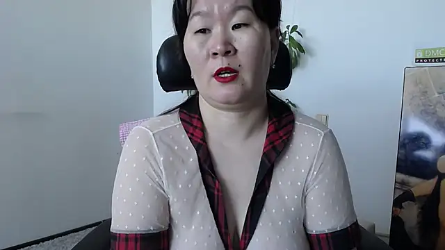 Snapshot of Akira_xx chatting on 02-04-26, 03:23 Akira xx online show from 02-04-26, 03:23