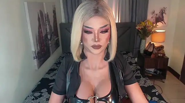 Snapshot of LavictoriaFox chatting on 01-12-25, 03:03 LavictoriaFox online show from 01-12-25, 03:03