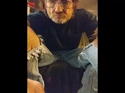 ROBERT0516 online show from 10-21-25, 05:08