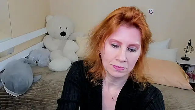FoxySophia online show from 01-21-25, 05:09