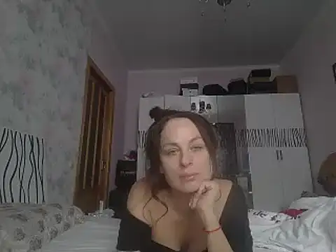 LindaStarS online show from 01-24-25, 11:04
