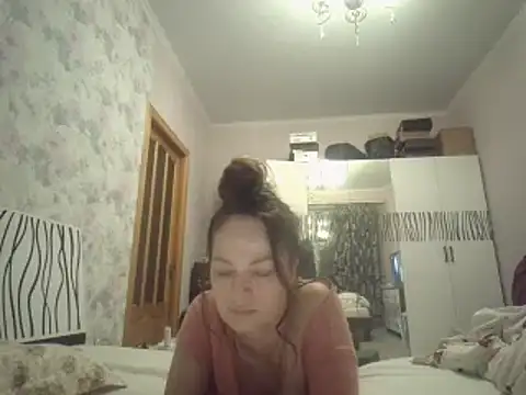 LindaStarS online show from 01-25-25, 06:13