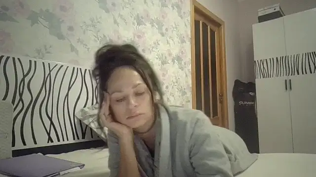 LindaStarS online show from 10-20-25, 07:14