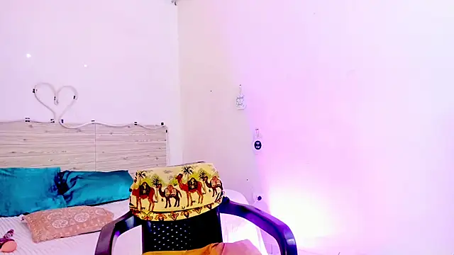 lilahSweet online show from 04-13-26, 02:44