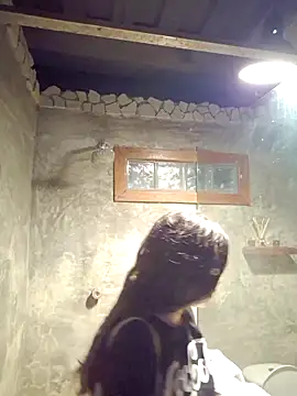 loveuu-bae online show from 10-25-25, 11:10