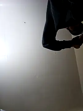 UncutHammer69 online show from 12-02-25, 05:35