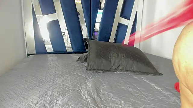 moonsweet1 online show from 03-18-25, 06:26