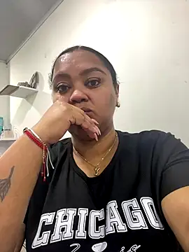 yanza2002 online show from 10-16-25, 11:06