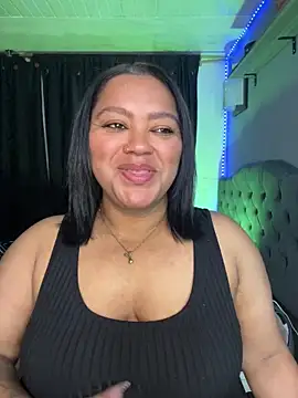 yanza2002 online show from 11-28-25, 11:18