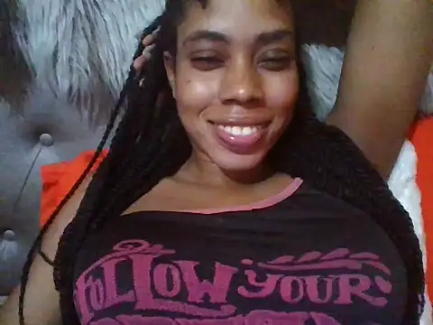 HONEYSWEETS LIVE online show from 01-16-25, 01:48