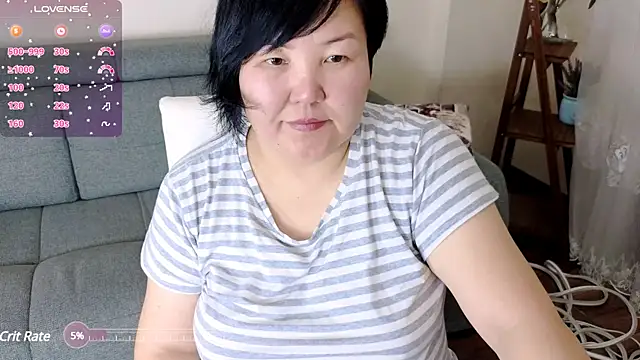 Snapshot of pussygold88 chatting on 12-04-24, 06:22 pussygold88 online show from 12-04-24, 06:22