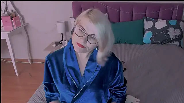 sabrinamacmarren online show from 01-21-25, 06:02