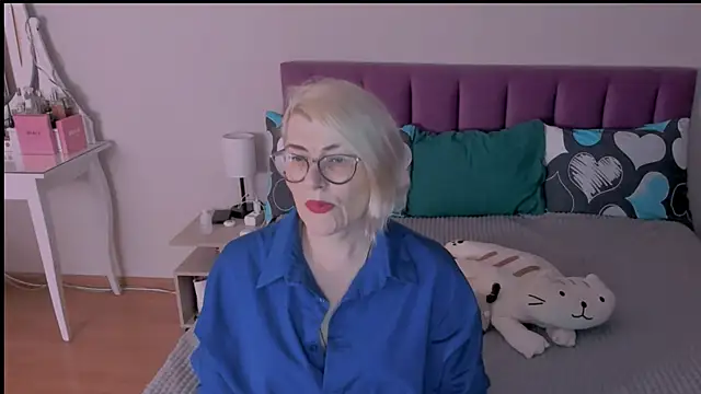 sabrinamacmarren online show from 01-24-25, 05:00