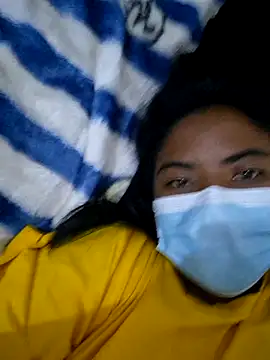 Artinah22 online show from 10-30-25, 06:19