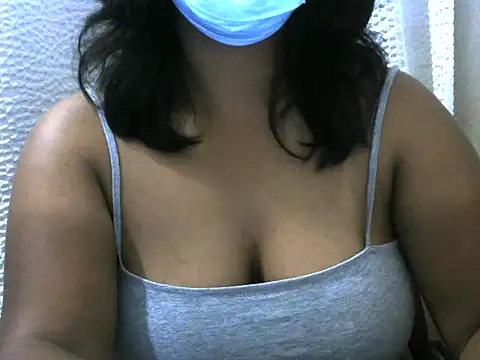 Artinah22 online show from 12-15-25, 07:07