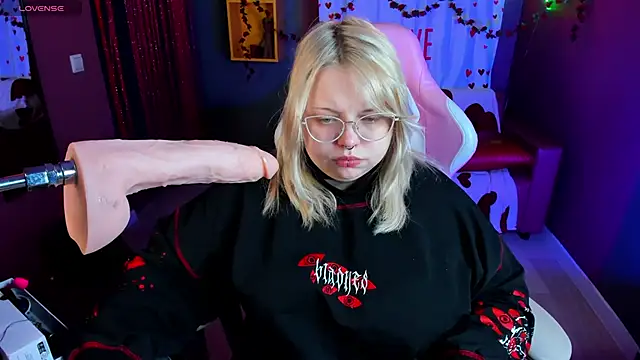 Yoki Shizuko online show from 02-16-26, 06:31