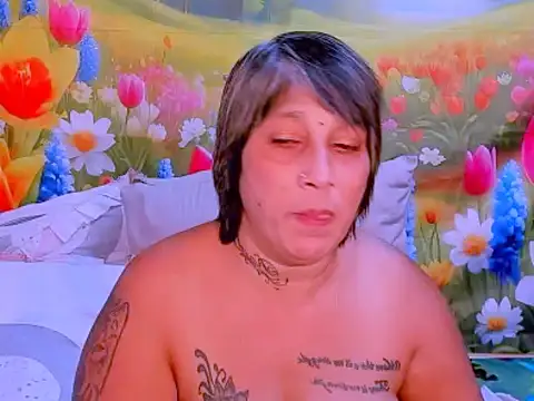 Snapshot of indianroxy chatting on 10-28-25, 06:50 indianroxy online show from 10-28-25, 06:50