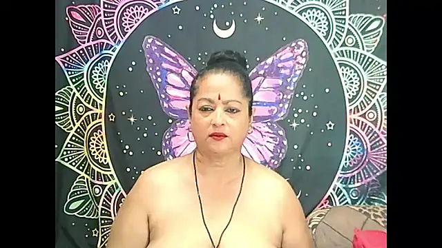 Snapshot of matureindian chatting on 02-13-25, 05:26 matureindian online show from 02-13-25, 05:26