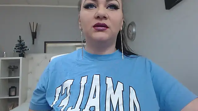 ClaraJoyFG online show from 01-21-25, 07:50
