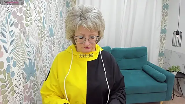 EvelynJoyful online show from 03-11-25, 05:16