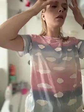 AnastasiaAniess online show from 10-29-25, 07:32