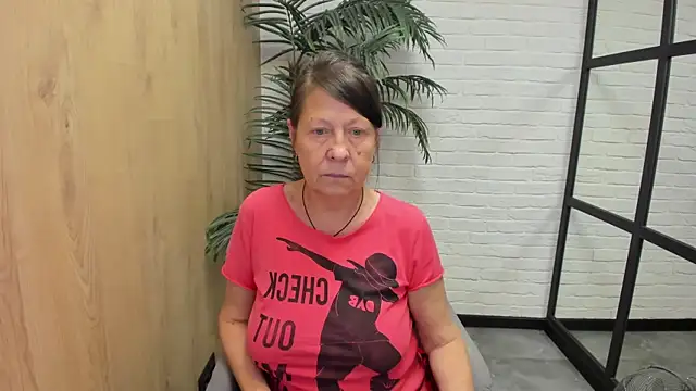 LindaPassionate online show from 09-19-25, 01:12