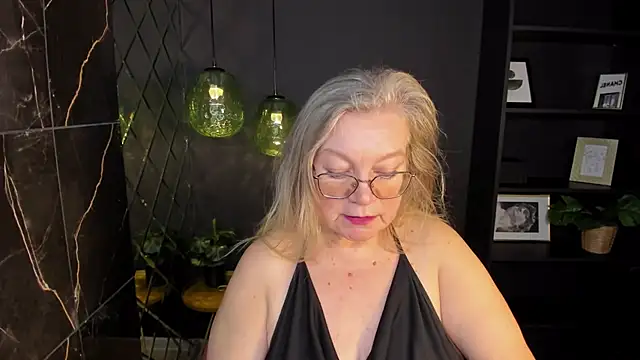 NataliMellow online show from 11-23-25, 01:11