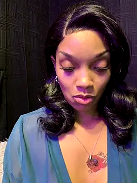 Snapshot of Rakiyahcharms chatting on 11-08-25, 10:59 Rakiyahcharms online show from 11-08-25, 10:59