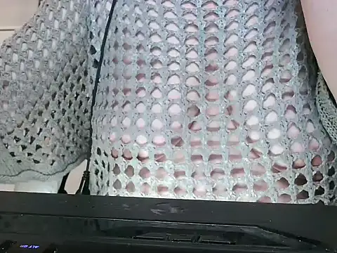 Snapshot of heidi60 chatting on 12-09-24, 04:47 heidi60 online show from 12-09-24, 04:47