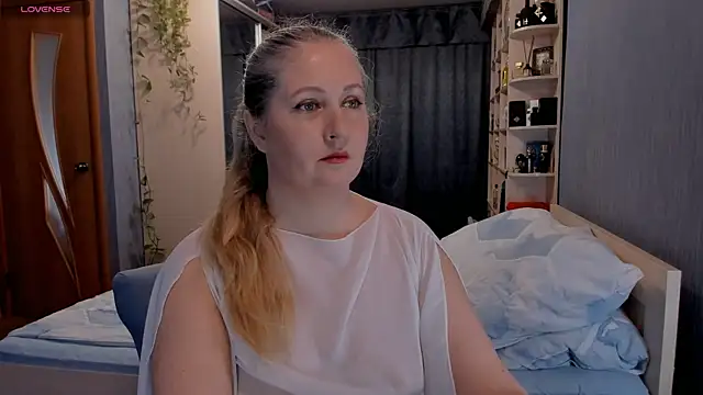 SweetLanna online show from 04-01-26, 08:39