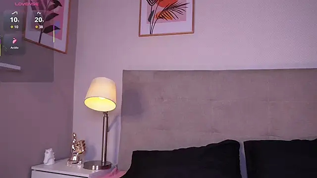 cinnamon afrodit online show from 11-29-25, 12:52