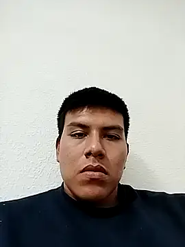 Snapshot of mikeeeeeell chatting on 10-24-25, 09:44 mikeeeeeell online show from 10-24-25, 09:44