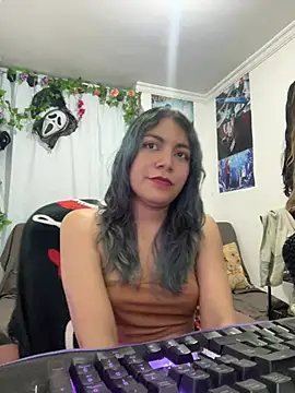 VaioletUwU online show from 03-08-26, 07:45