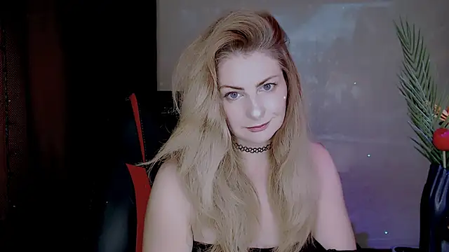 Snapshot of Eleonores chatting on 10-29-25, 05:10 Eleonores online show from 10-29-25, 05:10