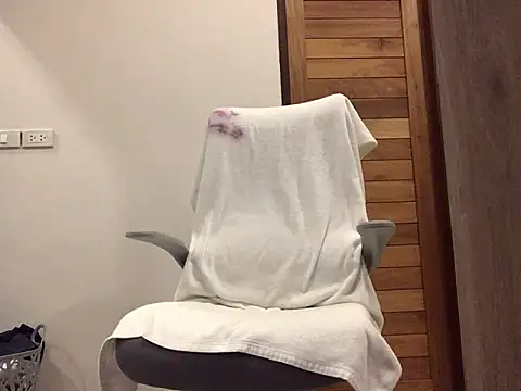 Snapshot of fuckerplayer1 chatting on 03-10-25, 12:18 fuckerplayer1 online show from 03-10-25, 12:18