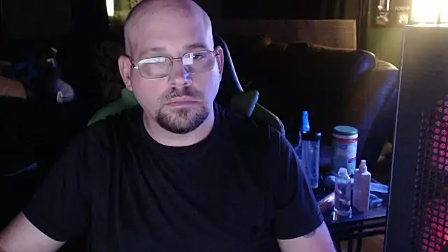 Hunter Largoxh online show from 11-24-25, 02:44