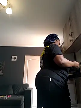 SWEETDOLLY29XX online show from 10-19-25, 08:26