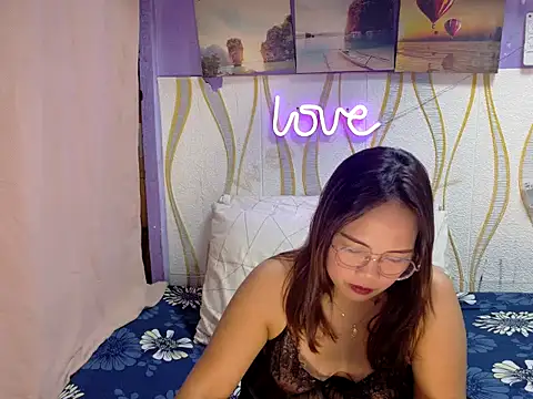 BURBERRY69 online show from 02-11-26, 12:54