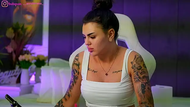 perfectt33n online show from 11-25-25, 06:52