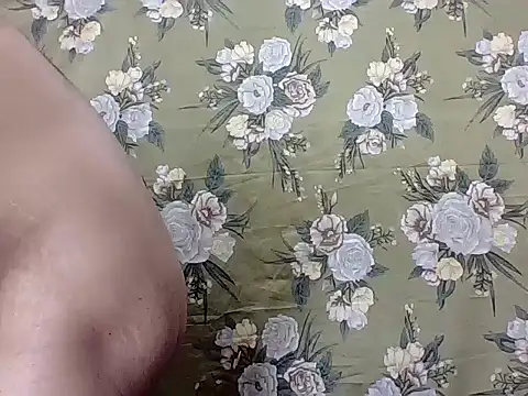 Snapshot of sarathchandru chatting on 10-25-25, 10:15 sarathchandru online show from 10-25-25, 10:15