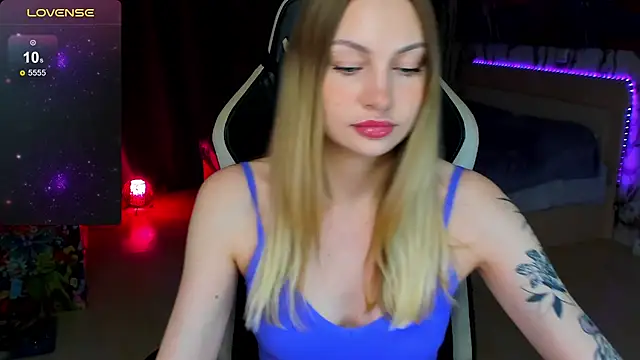 BiMolly online show from 10-23-25, 09:35