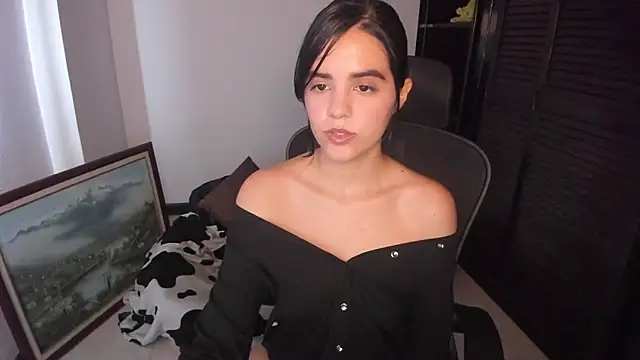 Snapshot of mia_collins_x chatting on 09-22-25, 08:44 mia collins x online show from 09-22-25, 08:44