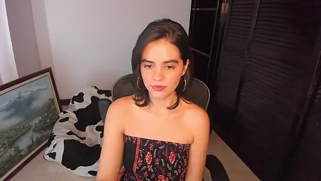 Snapshot of mia_collins_x chatting on 09-24-25, 08:23 mia collins x online show from 09-24-25, 08:23