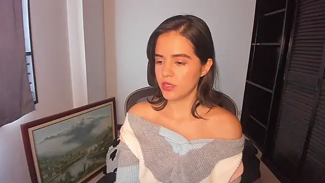 Snapshot of mia_collins_x chatting on 10-08-25, 06:05 mia collins x online show from 10-08-25, 06:05