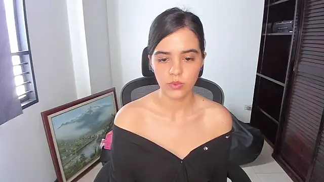 Snapshot of mia_collins_x chatting on 12-03-25, 07:34 mia collins x online show from 12-03-25, 07:34