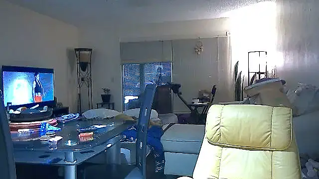 Snapshot of PichyPrettyPussy chatting on 10-04-25, 02:04 PichyPrettyPussy online show from 10-04-25, 02:04